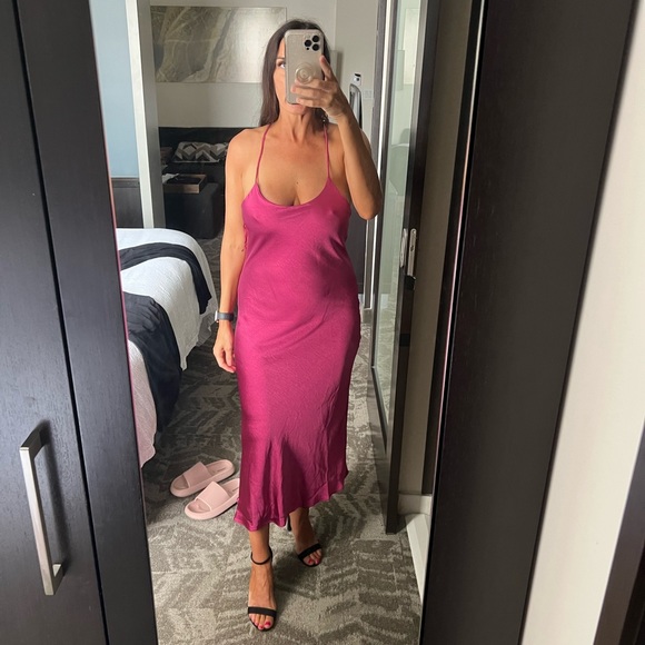 New without tags Revolve dress - Picture 5 of 7